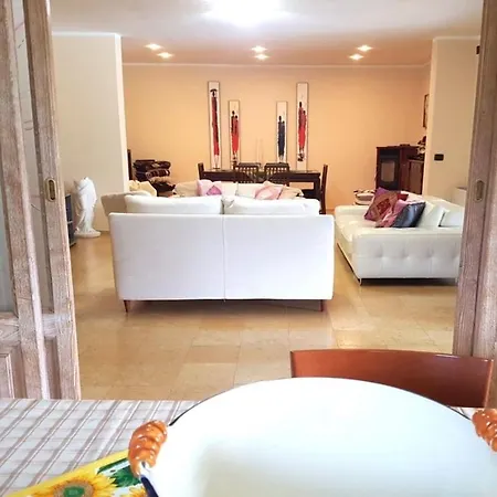 Vicino Alla Spiaggia Di Platamona Con Piscina Privata Per 6 Persone Villa Sassari